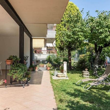 Villa Francesco Appartamento La Ruota Дезенцано-дель-Гарда Экстерьер фото
