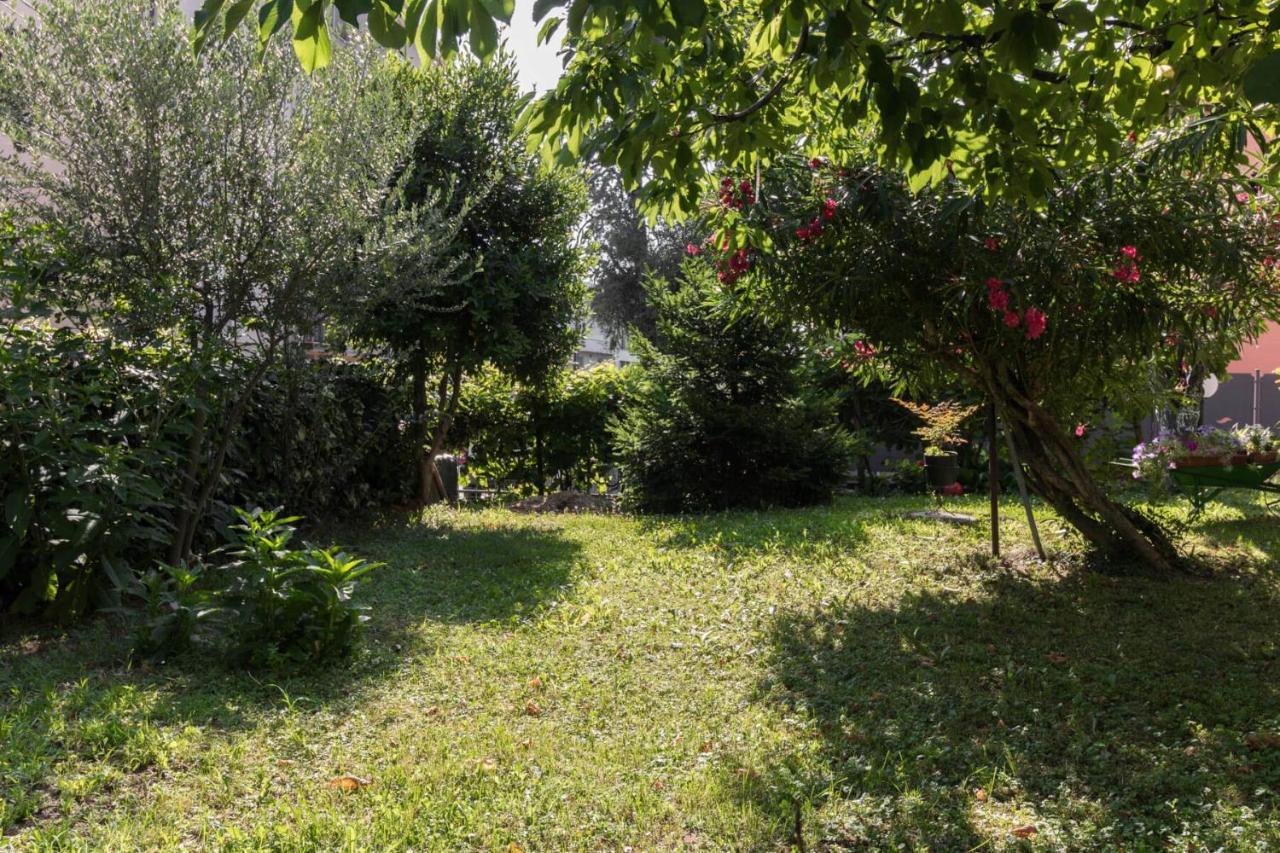 Villa Francesco Appartamento La Ruota Дезенцано-дель-Гарда Экстерьер фото