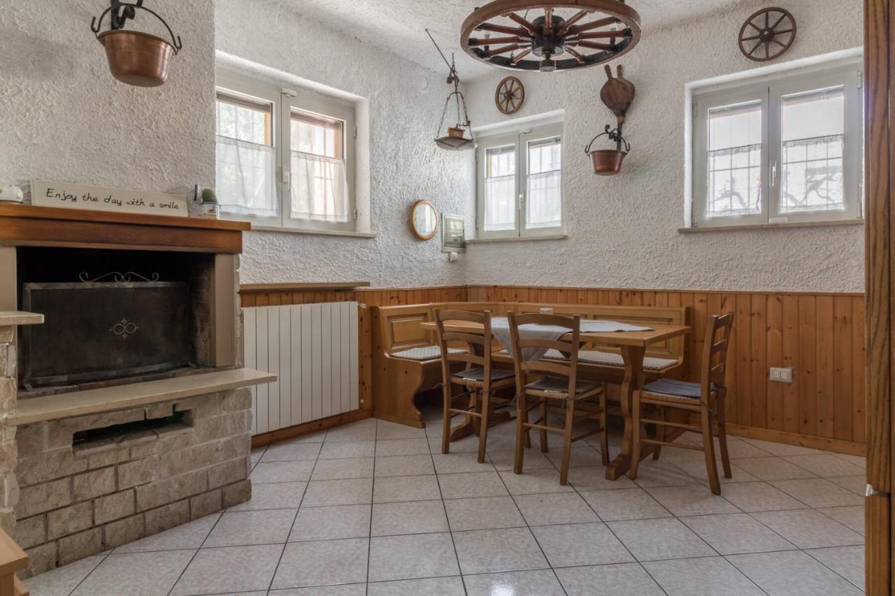 Villa Francesco Appartamento La Ruota Дезенцано-дель-Гарда Экстерьер фото