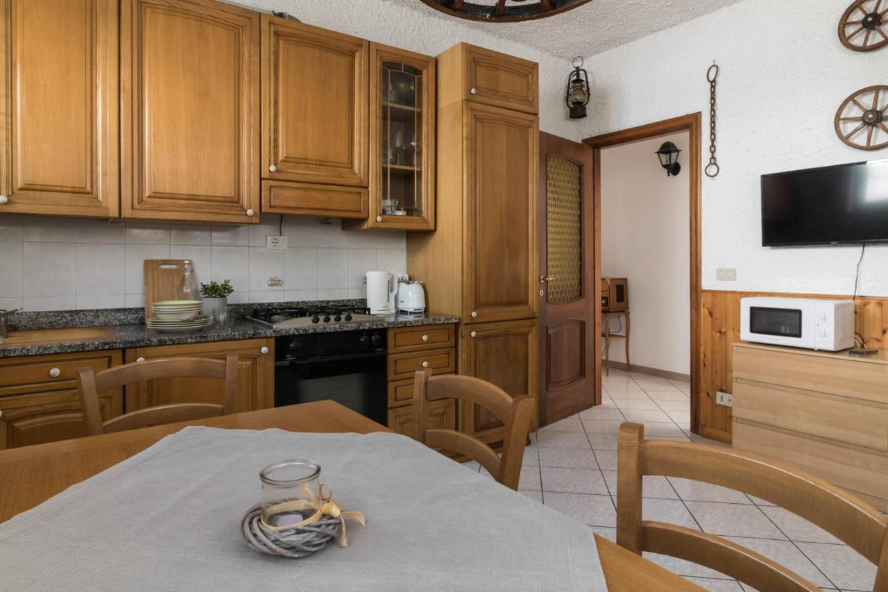 Villa Francesco Appartamento La Ruota Дезенцано-дель-Гарда Экстерьер фото